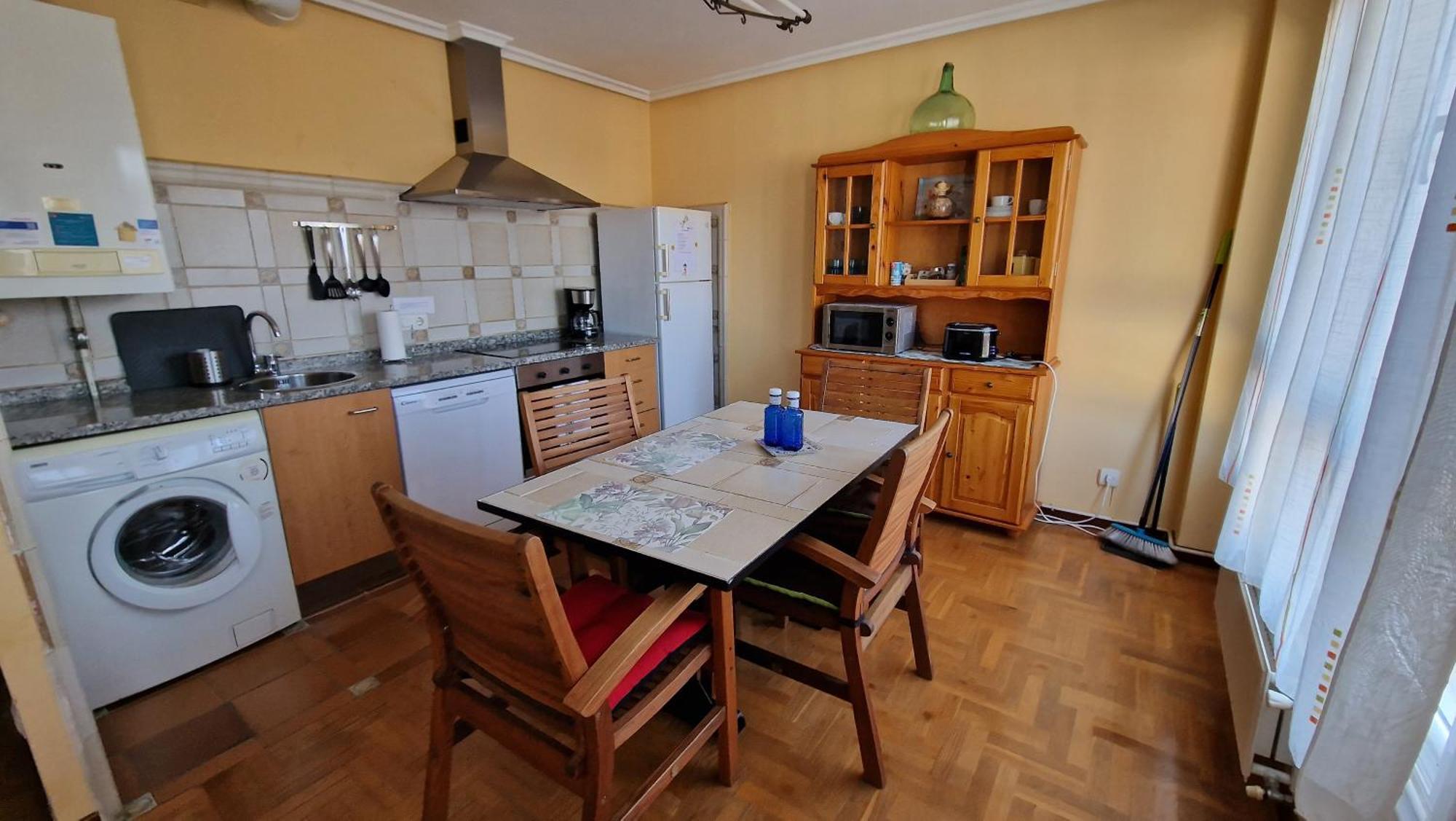 Apartamento Parque Del Oeste Oviedo Ngoại thất bức ảnh